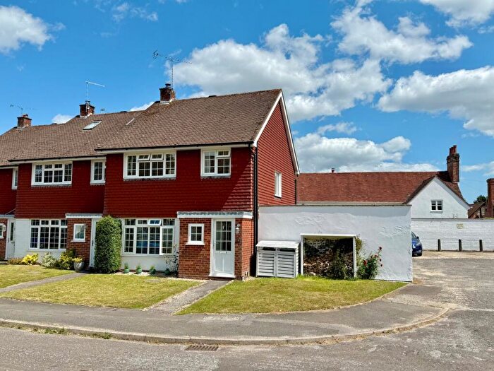3 Bedroom Semi-Detached House For Sale In Sutton Place, Brockenhurst, SO42