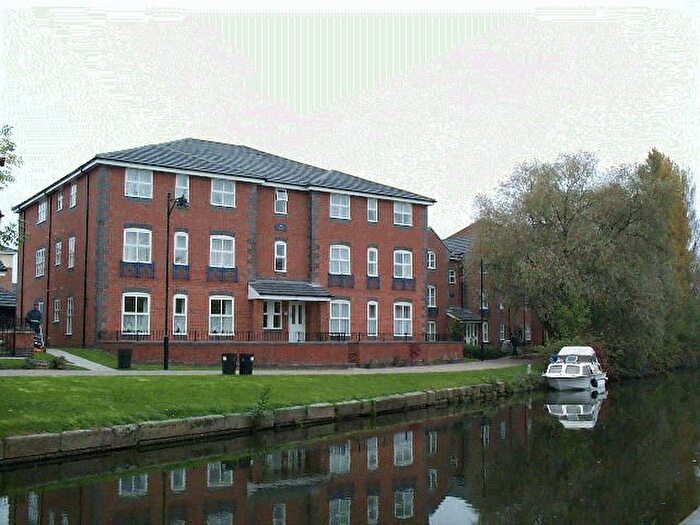 1 Bedroom Flat To Rent In Drapers Fields, Canal Basin, Coventry, West Midlands, CV1