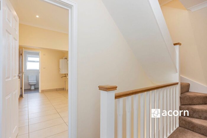1 Bedroom Maisonette To Rent In Dover Road East, Gravesend, DA11