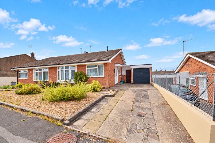 2 Bedroom Semi-Detached Bungalow To Rent In Milford Close, Wivenhoe, CO7