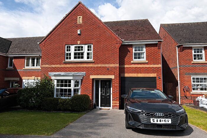 4 Bedroom Detached House For Sale In Queen Victoria Drive, Swadlincote, DE11