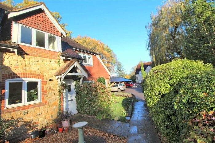 3 Bedroom Town House For Sale In Arford Road, Headley, Bordon, Hampshire, GU35
