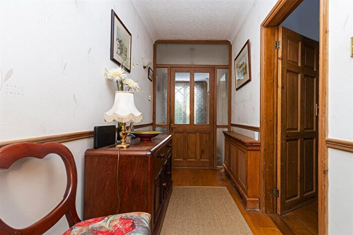 3 Bedroom Detached Bungalow For Sale In Raikes Lane, East Bierley, Bradford, BD4