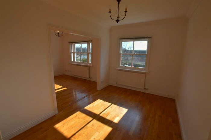 1 Bedroom Flat To Rent In Beech House, Chaters Hill, Saffron Walden, Essex, CB10