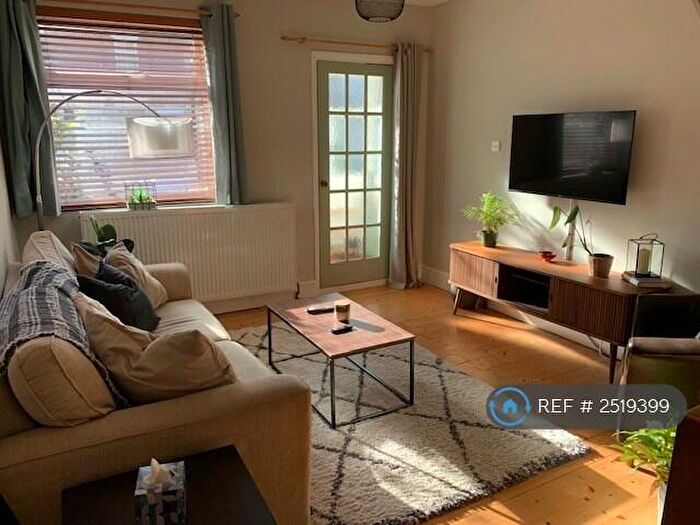 3 Bedroom Terraced House To Rent In Churchill Road, Norwich, NR3