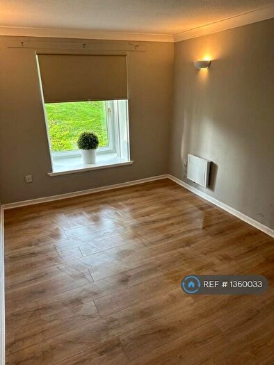 1 Bedroom Flat To Rent In Clyde House, Hamilton, ML3