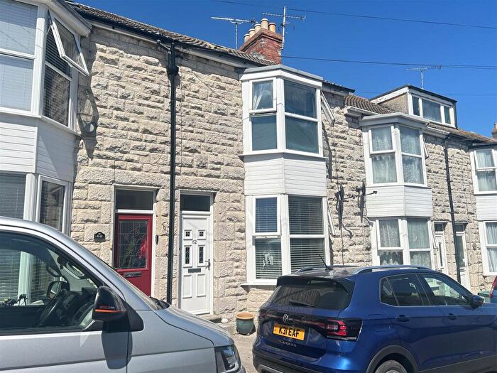 3 Bedroom Terraced House For Sale In Grosvenor Road, Portland, DT5