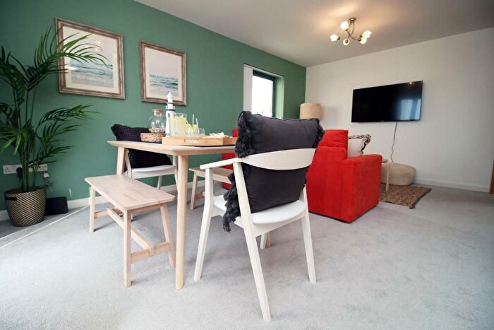 2 Bedroom Flat To Rent In St. Christophers Court, Maritime Quarter, Swansea, SA1