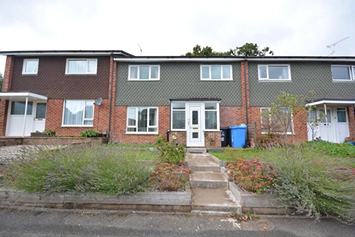 3 Bedroom Terraced House For Sale In Selkirk Close, Merley, Wimborne, Dorset, BH21