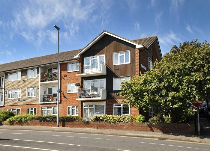 2 Bedroom Flat To Rent In Old Shoreham Road, Portslade, BN41