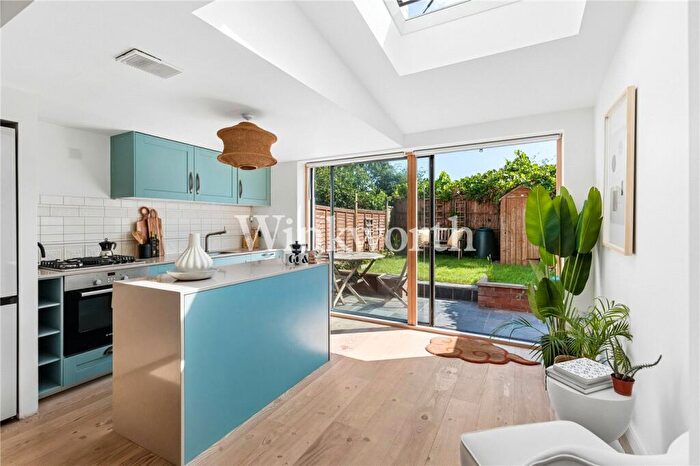 4 Bedroom Terraced House For Sale In Elmar Road, London, N15