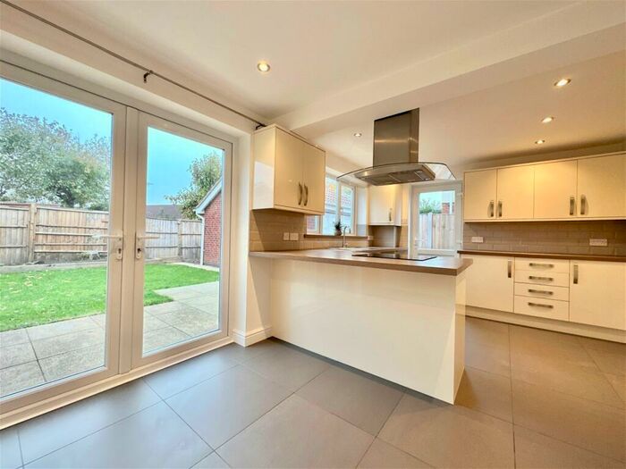 3 Bedroom Detached House To Rent In Warren Lane, Leicester Forest East, LE3