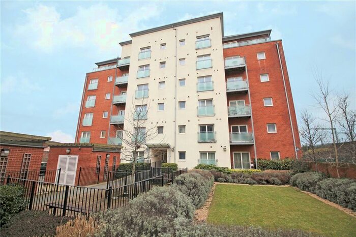 1 Bedroom Flat To Rent In Jeffrey Place, Caversham Road, Reading, Berkshire, RG1
