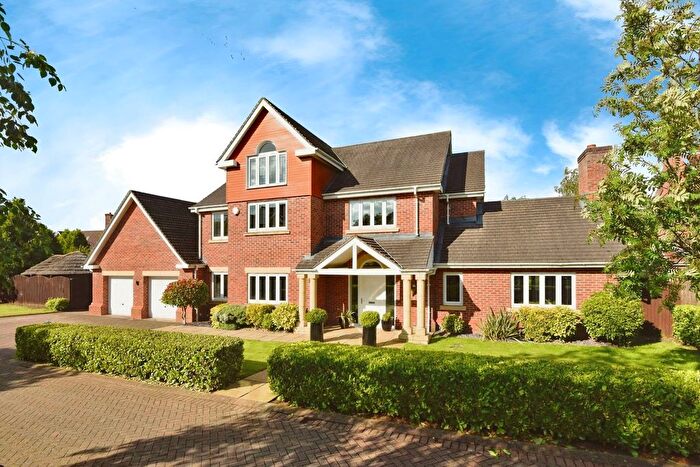 7 Bedroom Detached House For Sale In Hampstead Drive, Weston, Crewe, CW2