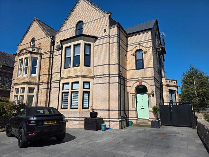 1 Bedroom Flat To Rent In Stanwell Road, Penarth, CF64