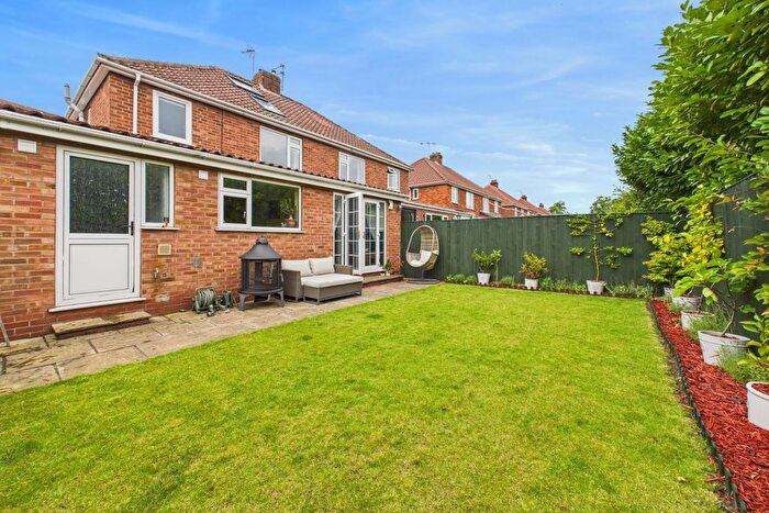 4 Bedroom Semi-Detached House For Sale In Rawcliffe Croft, York, North Yorkshire, YO30