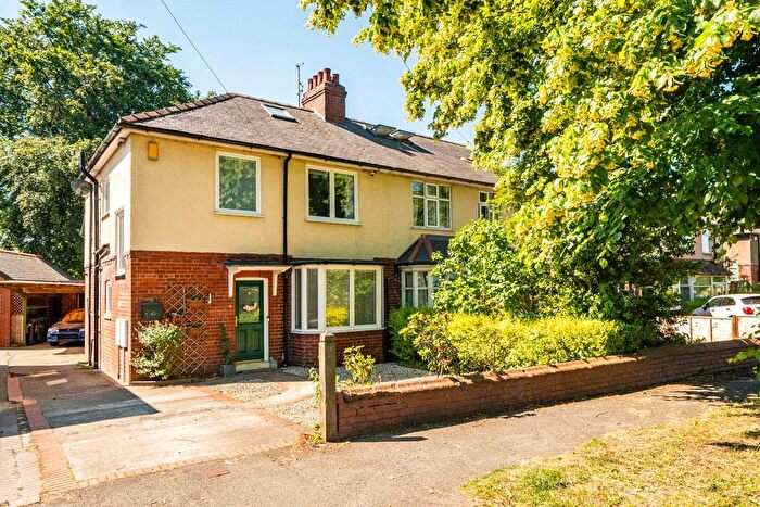 3 Bedroom Semi Detached House For Sale In Wetherby Road, York, YO26