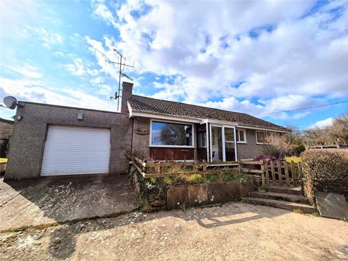3 Bedroom Bungalow For Sale In Feltham, Frome, Somerset, BA11