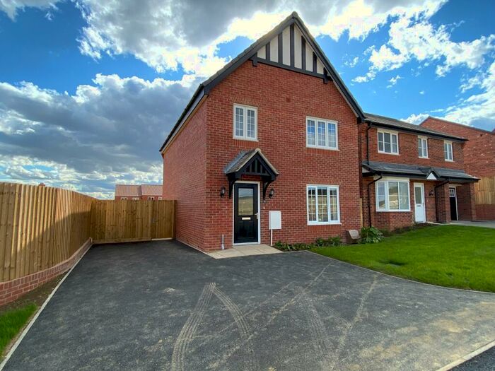 4 Bedroom Detached House To Rent In Grebe Drive, Melton Mowbray, LE13