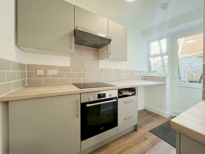 Apartment To Rent In West Street - Banwell, BS29