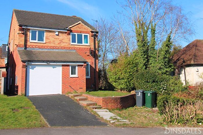 3 Bedroom Detached House To Rent In Bootham Park, Daisy Hill, Bradford, BD9