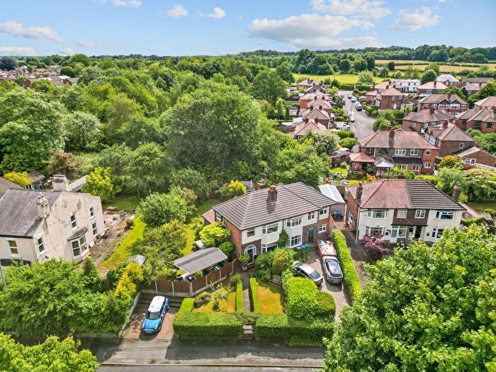 3 Bedroom Semi-detached House For Sale In Ackers Road, Stockton Heath, WA4