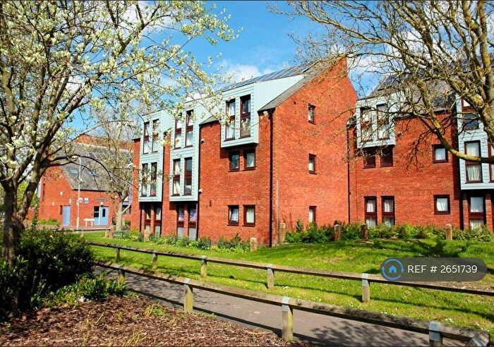1 Bedroom Flat To Rent In Wycliffe End, Aylesbury, HP19