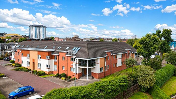 3 Bedroom Flat For Sale In Townhead Street, Hamilton, ML3