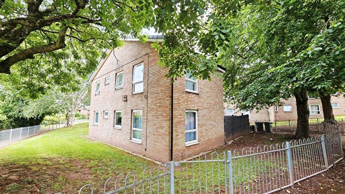2 Bedroom Flat For Sale In Sherborne Close, Hereford, HR2
