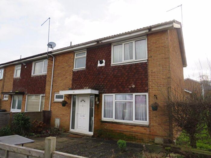3 Bedroom End Of Terrace House To Rent In Thorn Hill, Briar Hill, Northampton, NN4