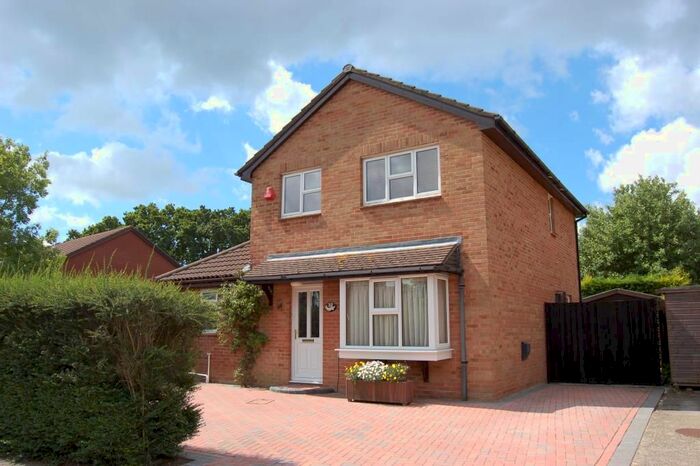 4 Bedroom Detached House To Rent In Ringbury, Lymington, Hampshire, SO41