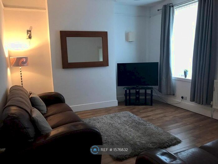 5 Bedroom Terraced House To Rent In Prince Alfred Road, Liverpool, L15