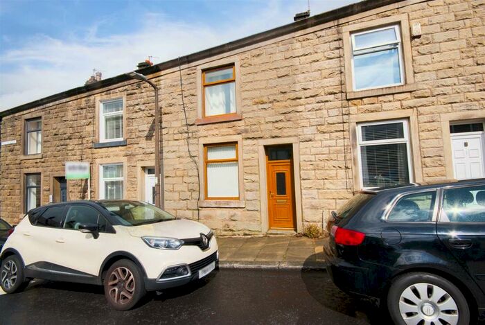 2 Bedroom House To Rent In Victoria Street, Ramsbottom, Bury, BL0