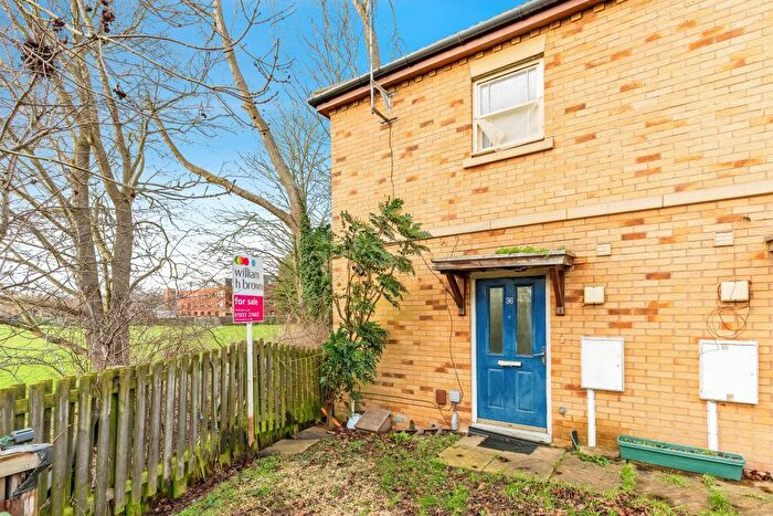 2 Bedroom End Terrace House For Sale In Chapman Road, Wellingborough, NN8