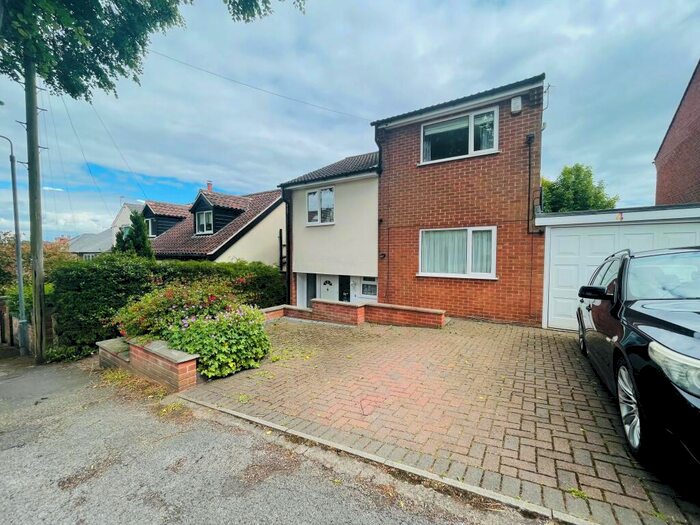 4 Bedroom Detached House To Rent In Moore Road, Mapperley, NG3