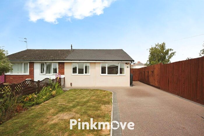 3 Bedroom Semi-Detached Bungalow For Sale In Eastmoor Road, Newport, NP19