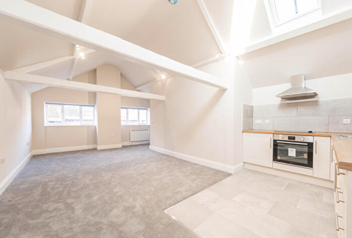 2 Bedroom Apartment To Rent In Wareham, Dorset, BH20