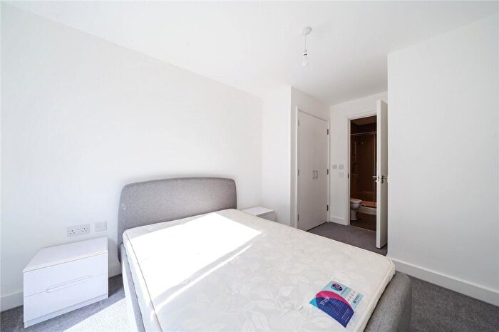 2 Bedroom Apartment To Rent In Burgess Springs, Chelmsford, CM1