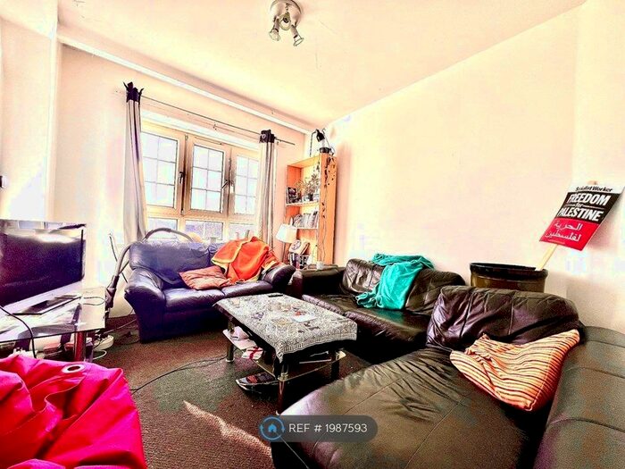 4 Bedroom Flat To Rent In Renton Close, London, SW2