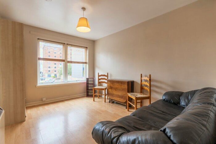 Studio To Rent In L – Breadalbane Street, Edinburgh, EH6