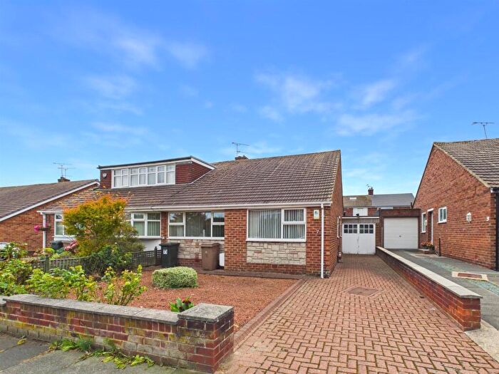 2 Bedroom Semi-Detached Bungalow For Sale In Beresford Road, Marden Farm, NE30