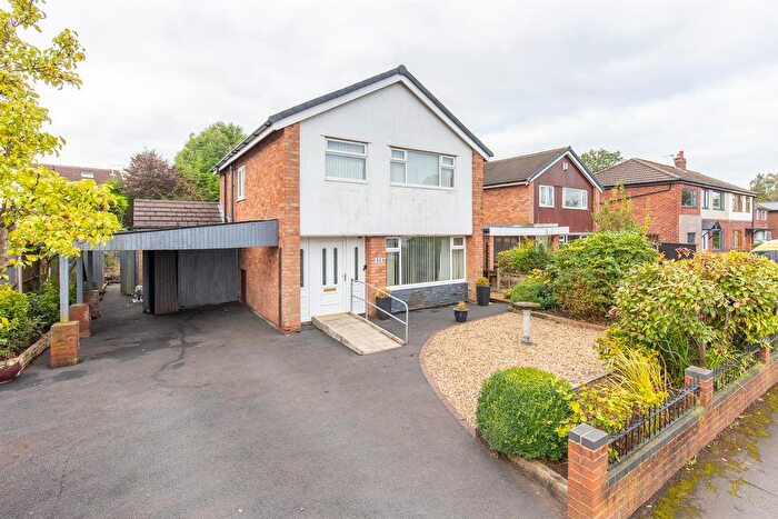 4 Bedroom Detached House For Sale In Pear Tree Crescent, Walton-Le-Dale, Preston, PR5