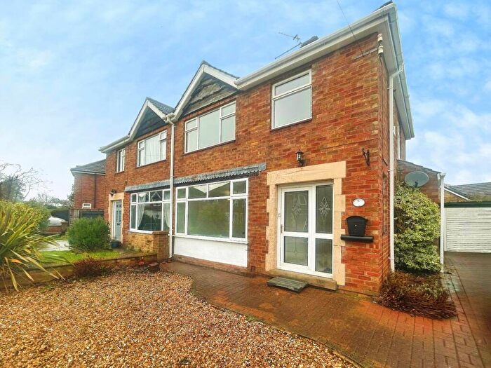 3 Bedroom Semi Detached House To Rent In Dorothy Avenue, Waltham, Grimsby, Lincolnshire, DN37