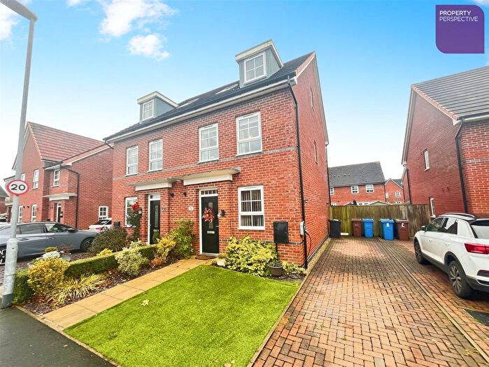 4 Bedroom Town House For Sale In Texan Close, Warton, Preston, PR4