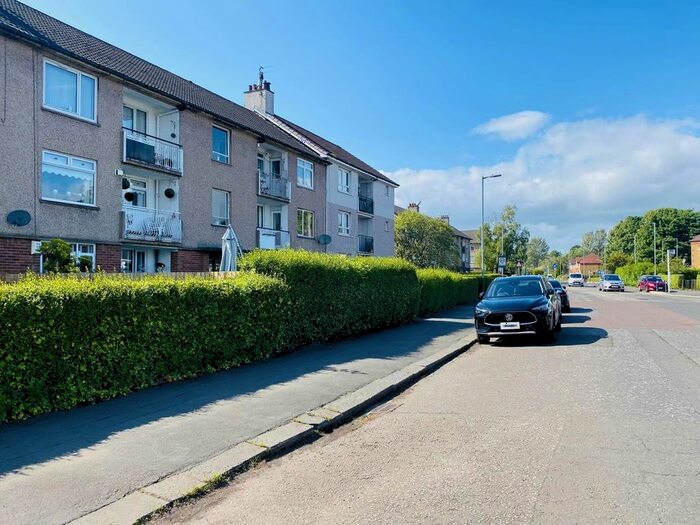 2 Bedroom Flat To Rent In /, Hillington Road South, Glasgow, G52