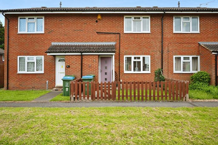 2 Bedroom Terraced House For Sale In Cousins Drive, Aylesbury, HP20