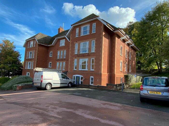 2 Bedroom Flat To Rent In Worcester Road, Malvern, WR14
