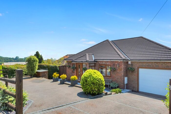 3 Bedroom Detached Bungalow For Sale In Pilgrims Way, Charing, TN27