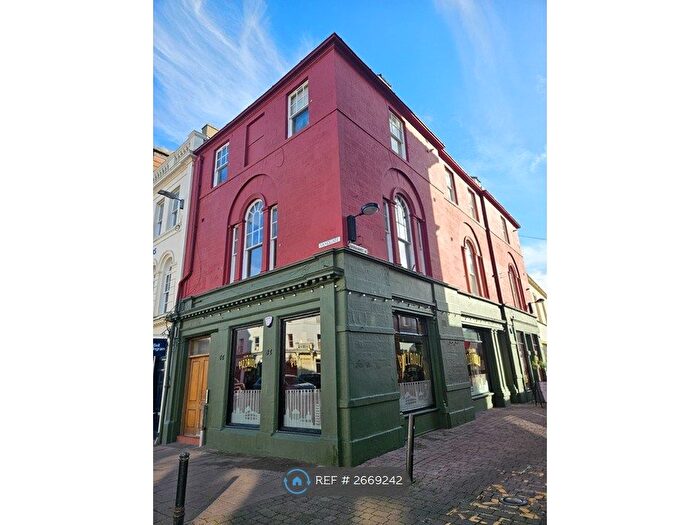 2 Bedroom Flat To Rent In Sandgate, Ayr, KA7