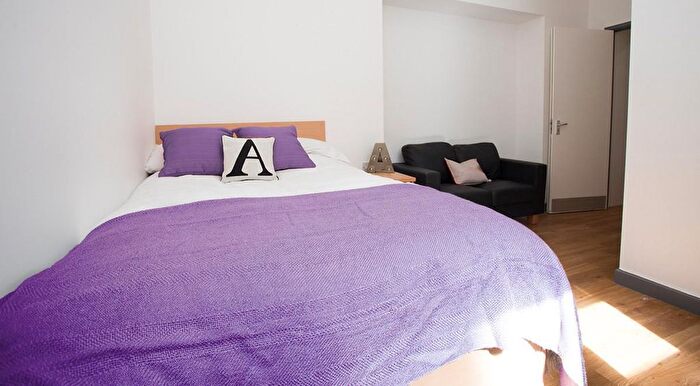 1 Bedroom Flat To Rent In Victoria Terrace, Aberystwyth, SY23